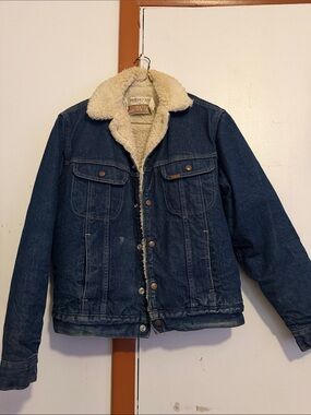 Vintage Sherpa-Lined Dark Blue Denim Jacket Roebucks